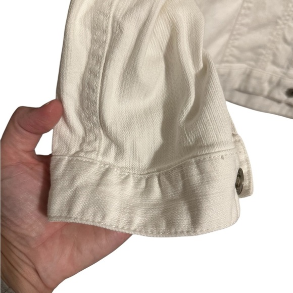 Chico's White Denim Cotton Blend Jean Jacket Size 12 Minimalist Classic Preppy - Picture 5 of 7